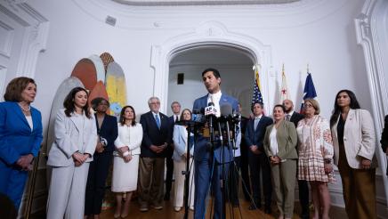 Aguiar-Curry Stands With Governor Gavin Newsom's Redistricting Efforts